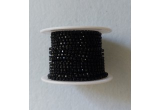 Стразовая цепочка  2 мм SS6 черная в черной оправе, цена за 50 см